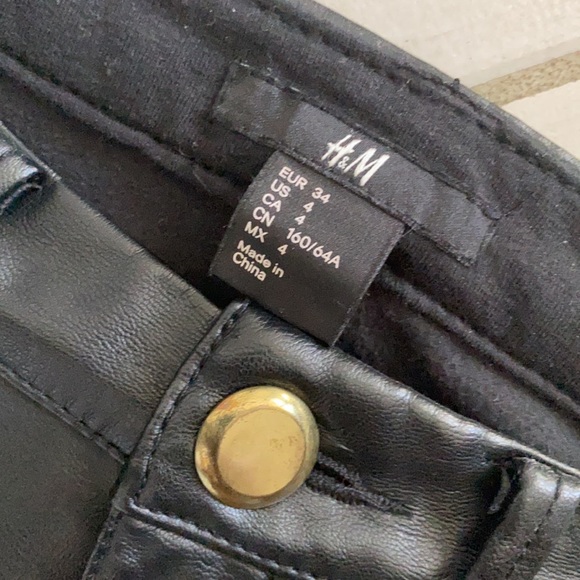 H&M Faux Leather Pants in Black - Picture 4 of 6